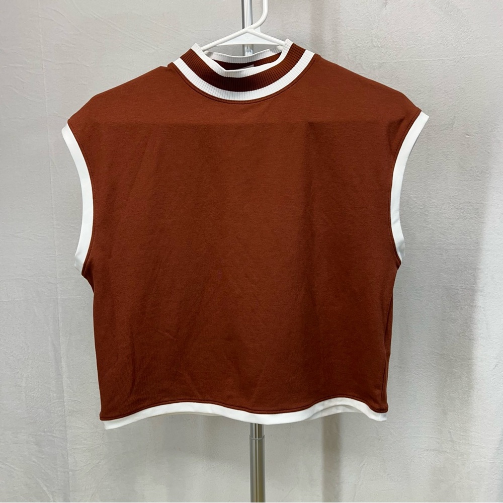 Calia Red Brown Rib Mock crop tank with White Accents women’s small